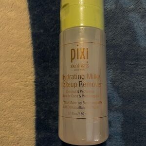 Pixi Hydrating Milky Makeup Remover with Yellow Cap